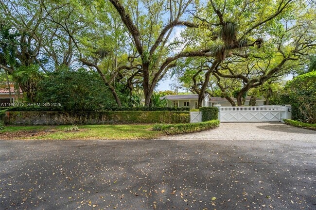 Photo - 1550 Taragona Dr