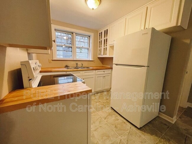 Photo - 21 Vermont Ave Unit 2- DOWNSTAIRS