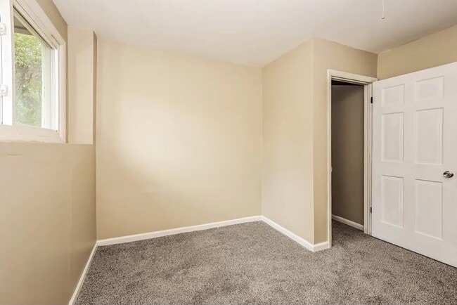 Photo - 1 Linden Ave