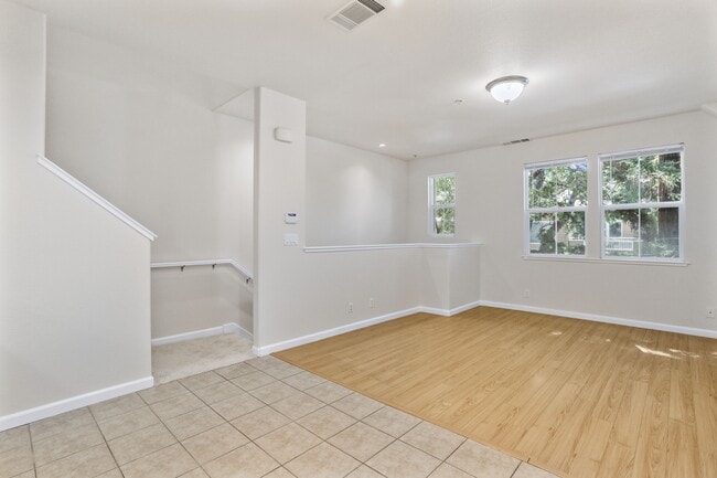 Photo - 2189 Beech Cir