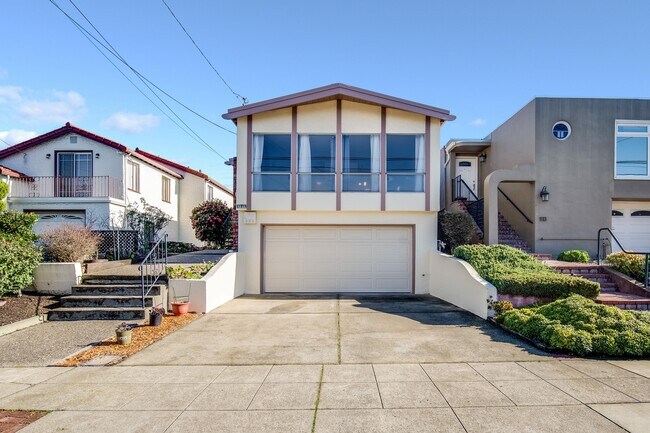 Front - 1111 Key Route Blvd House