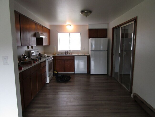 Photo - 1114 Fidalgo St