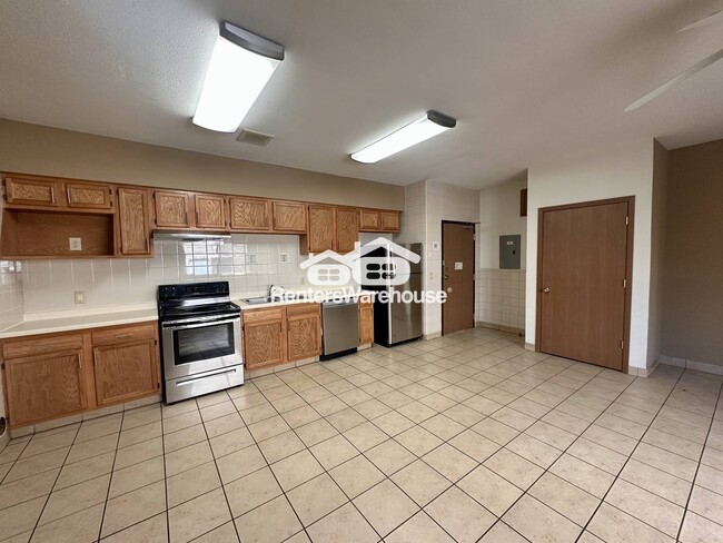 Photo - 918 17th Ave SE