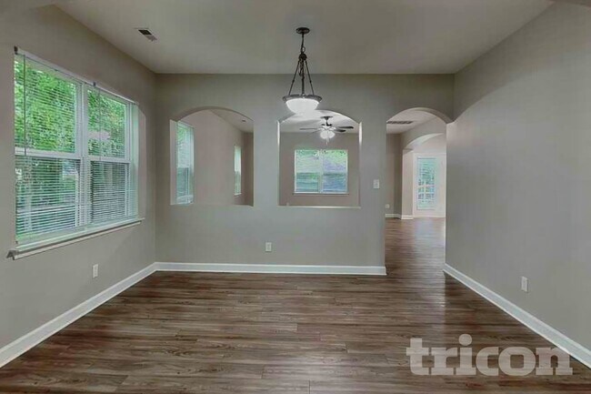 6405 Lanzerac Manor Dr