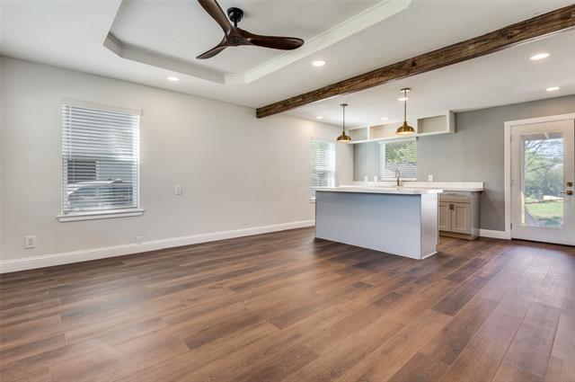 Photo - 711 Winston St