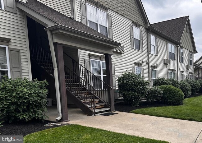 Photo - 137 Roosevelt Blvd