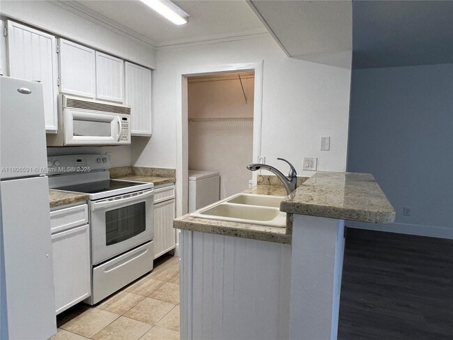 Photo - 1267 SW 46th Ave Condo Unit 2308