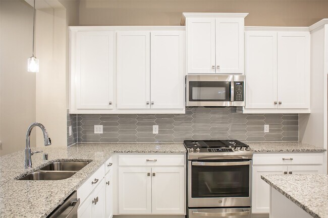 Photo - 10465 Wild Rice