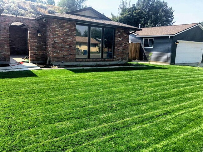 Building Photo - 4135 S Minuteman Way