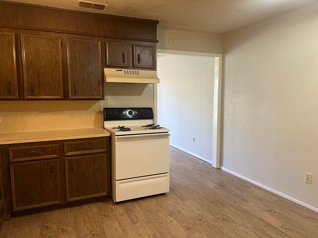 Photo - 6509 21st St