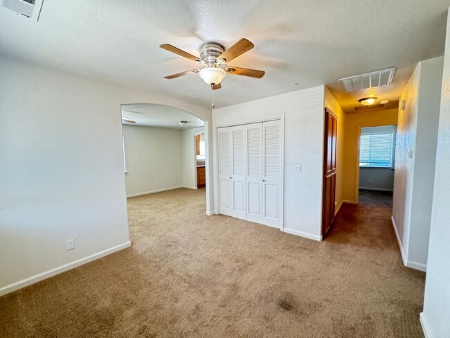 Photo - 3 bed/ 2 bath house in country setting