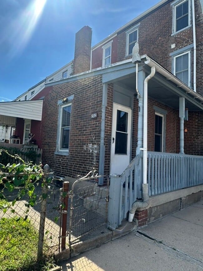 202 S Franklin St