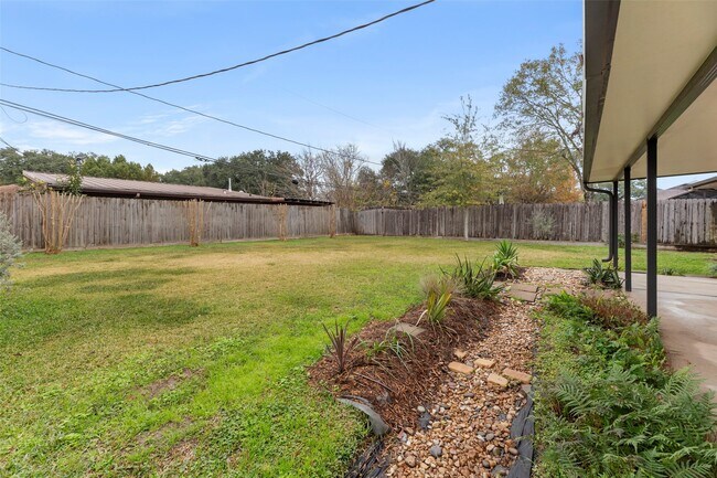 Photo - 6148 Indigo St