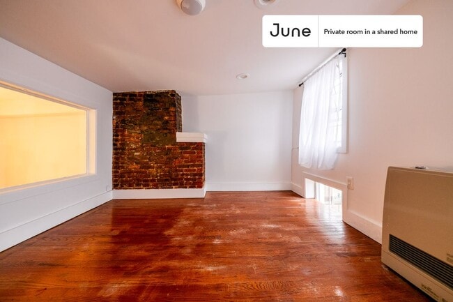 Photo - Room in Shared 3 bed/1 bath home Unit C