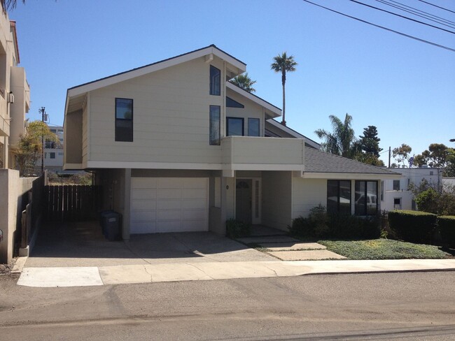 Duplex - Duplex Apartment Unit 380