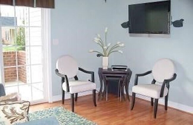 Photo - Secure Housing Now For the 2025-2026 Schoo... Unidad 203