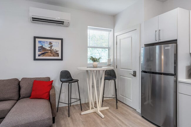 Photo - 23 Old Mission Ave Unidad ID1281971P