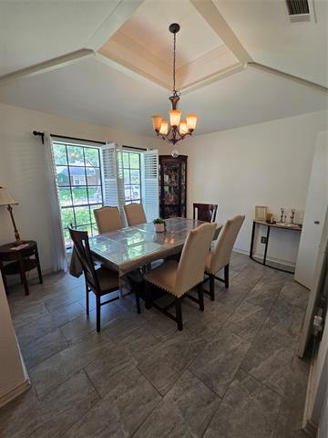 Photo - 6524 Garlinghouse Ln