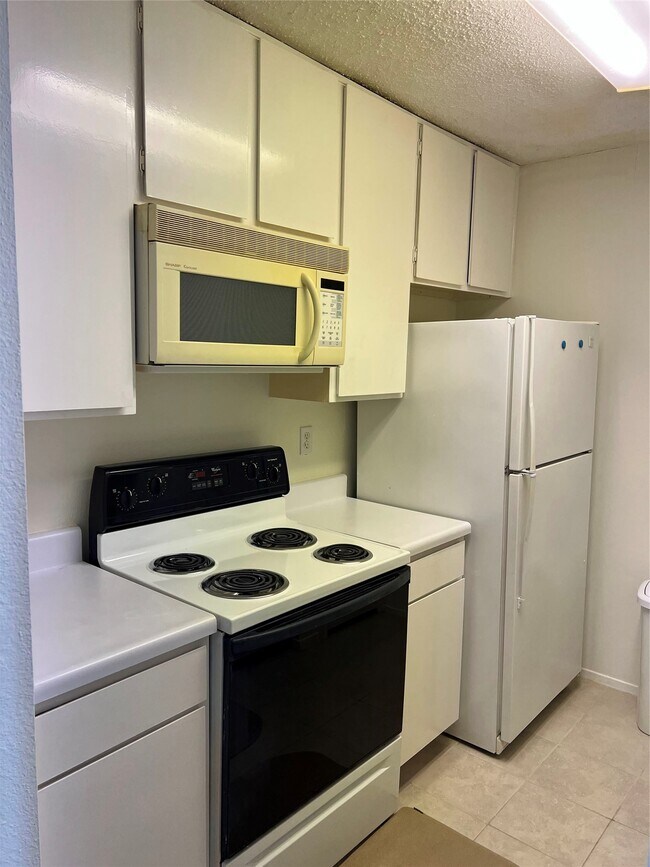 Photo - 7950 N Stadium Dr Unit 162