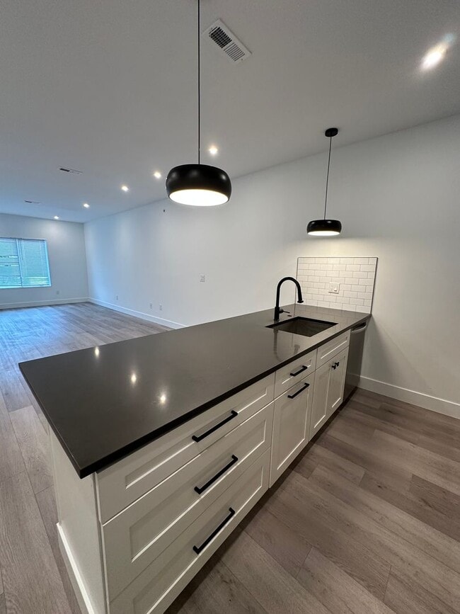 Photo - ONE FREE MONTH RENT: 3 bedroom 3 bath Newer construction home offers perfectly blends comfort, st... Unit 2