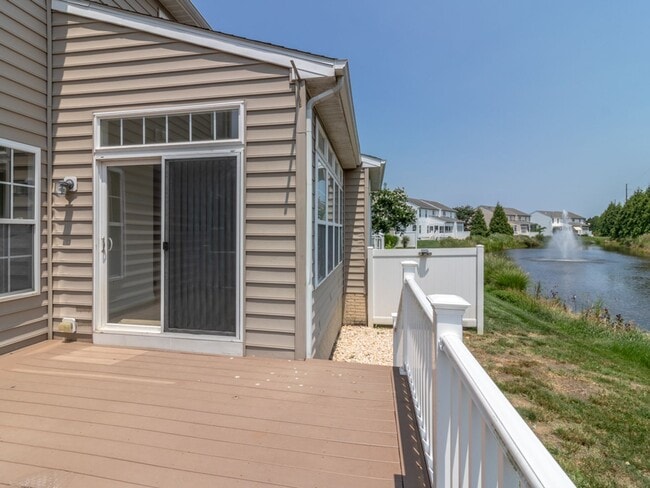 Photo - Spacious Unfurnished 3-BR, 2.5-BA year-rou...