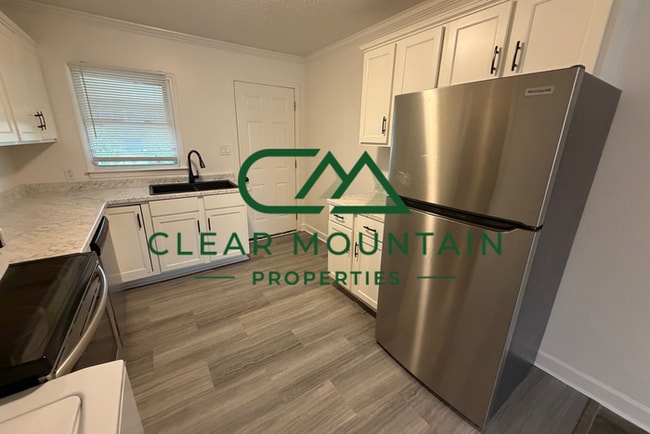 Photo - Move-in Special! Limited-Time Leasing Offer - FREE RENT!