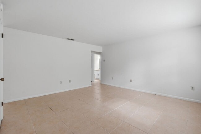 Photo - 2 Bedroom, 2 Bath House in Palmetto Woods!