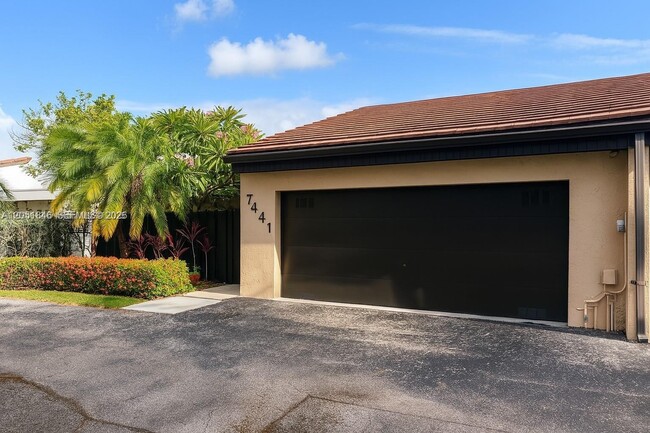 Photo - 7441 Bay Hill Dr