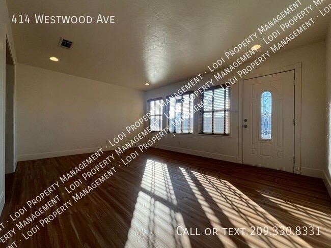 Photo - 414 Westwood Ave