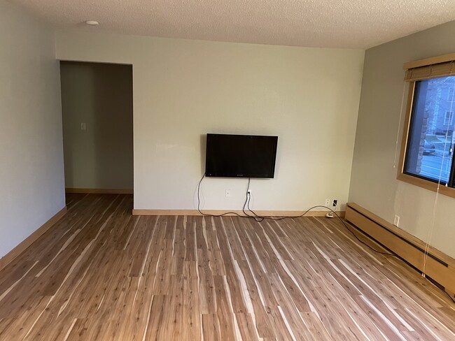 Living room - 2530 1st Ave S Unit N204