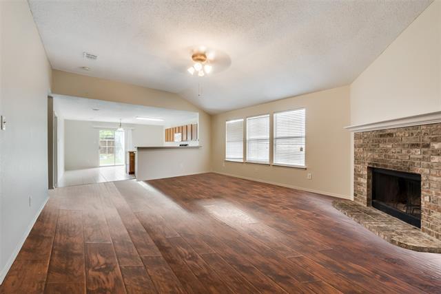Photo - 1629 Thornhill Ln