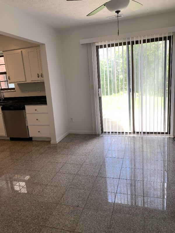 Photo - 726 Ohio Pike