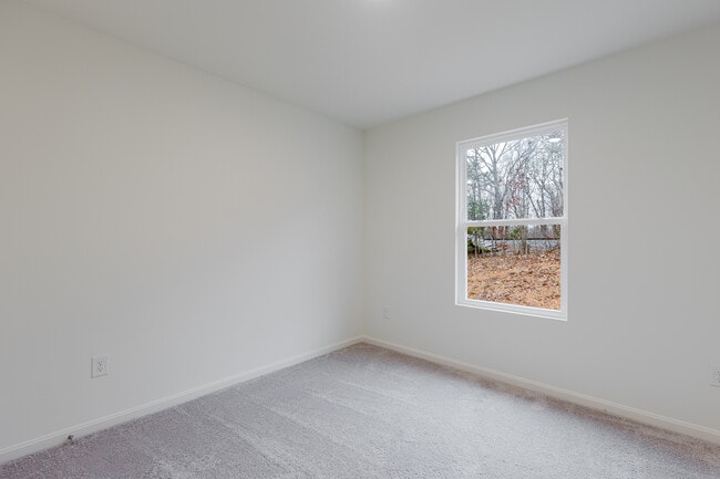 Photo - 141 Red Hawk Dr