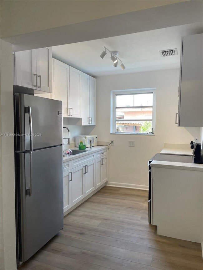 Photo - 2380 NW Flagler Terrace Unit F