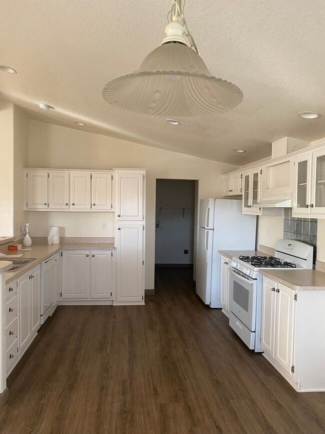 Photo - 270 Phelan Ranch Way