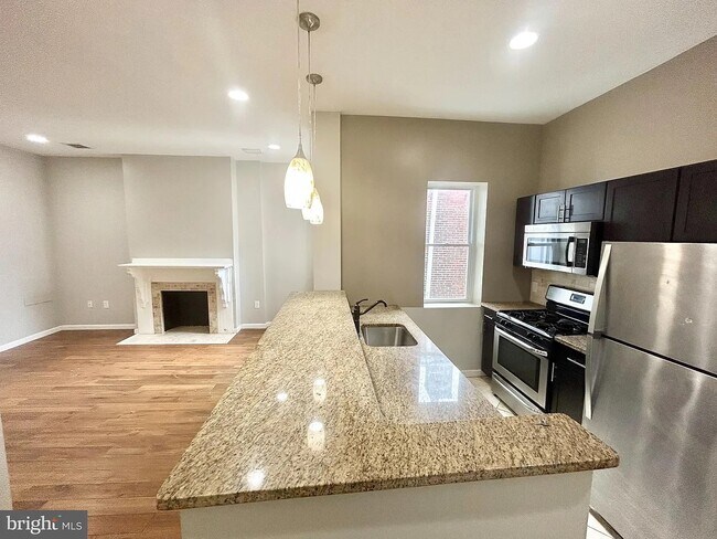 Photo - 4420 Chestnut St