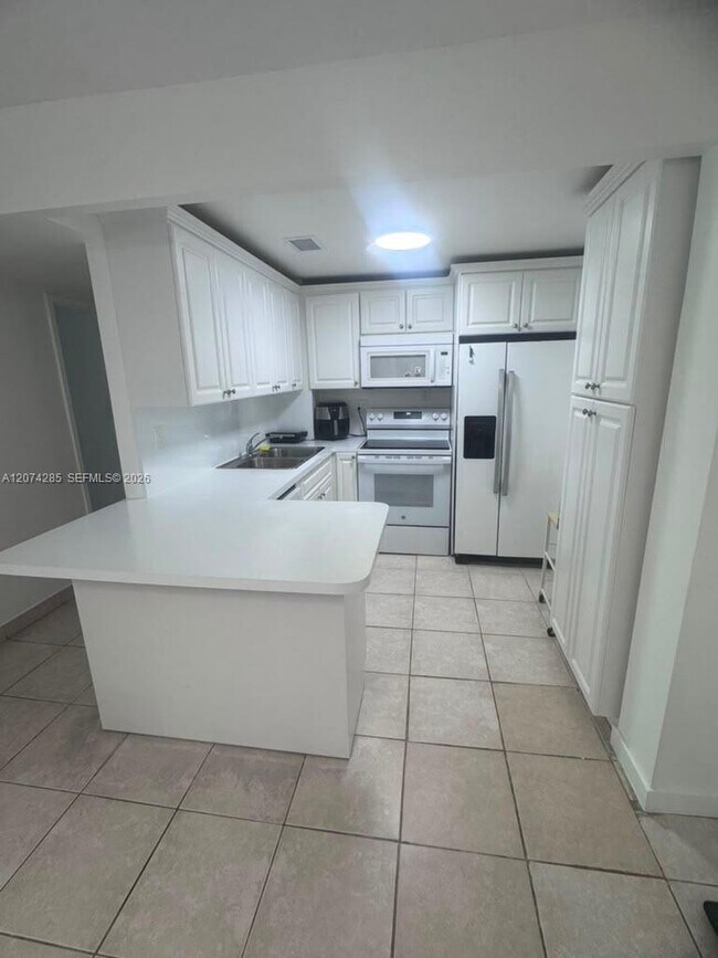 Photo - 1913 S Ocean Dr Unit 422