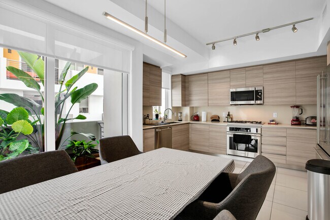 Photo - 87 N Shore Dr