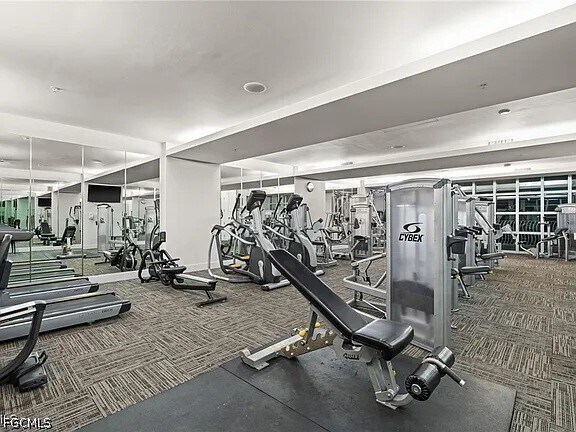Photo - 3000 Oasis Grand Blvd Unidad 2402