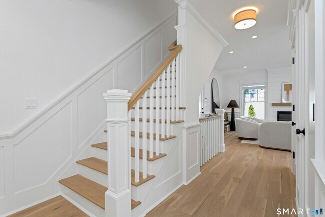 Photo - 18 Old Stamford Rd