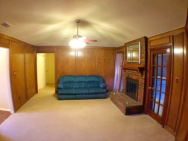 Photo - Charming 4 Bedroom 2.5 Bath Home In RISD!