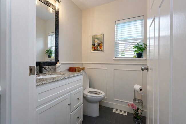 Photo - 2163 Merlot Blvd Unité Upper