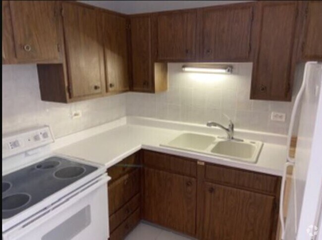 Building Photo - 607 W Wrightwood Ave Rental
