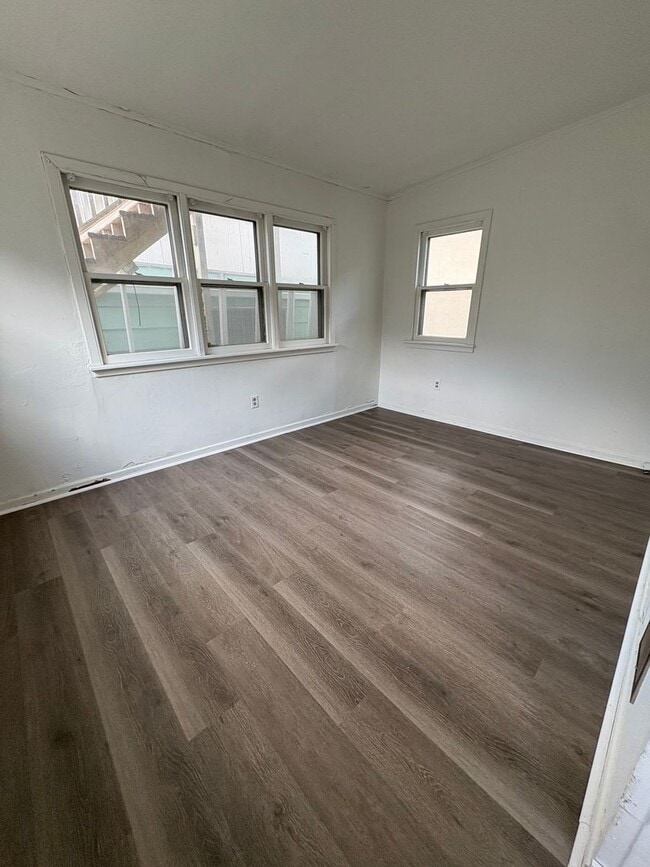 Building Photo - Hoff - 26 - Avon St Unit 1417 Rental