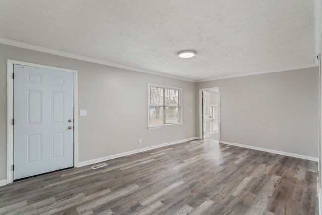 Photo - 2407 Webster Ct