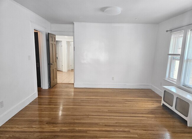 143 Atlantic St Unit 4