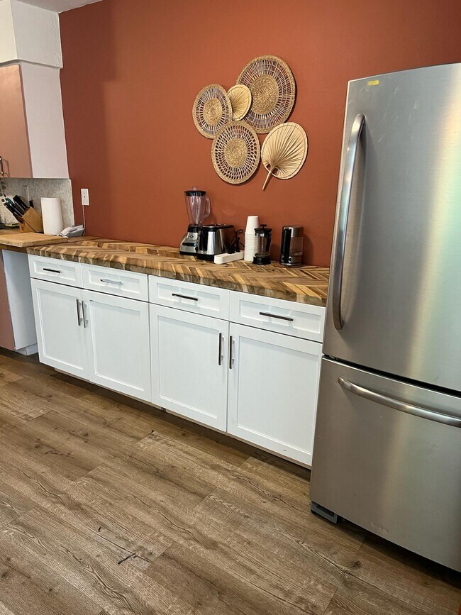 Photo - 923 Orange Isle