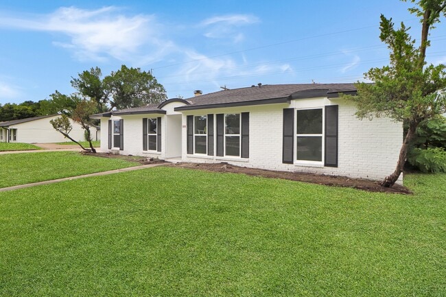 Photo - 6014 Willowbend Blvd