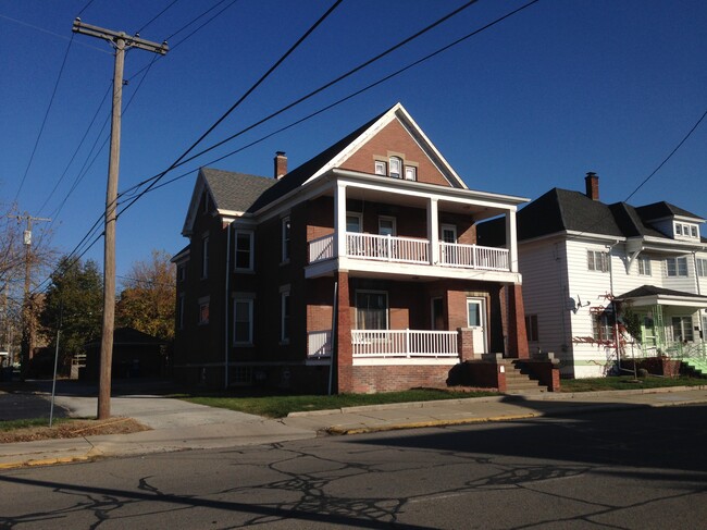 Photo - 912 Pine St Unit First Floor