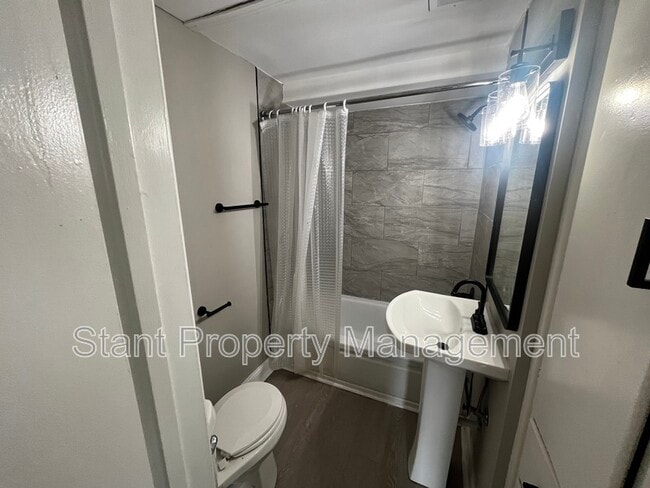 Photo - 20 W Park St Unidad 1